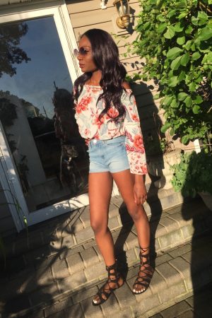 Latine discrète cherche complice pour nuits torrides Valentina - rencontre-Cougar-Saint-Claude