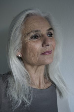 j’ai relu mes vieux sms… et maintenant je mouille Béatrice - rencontre-Cougar-Angers