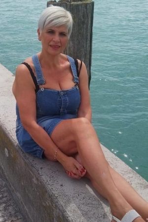 Besoin de baiser urgent! Fabienne - rencontre-Cougar-Toulouse
