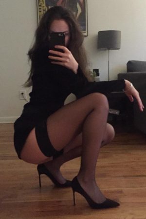 Pas de discussions interminables Sophie - rencontre-Milf-Nantes