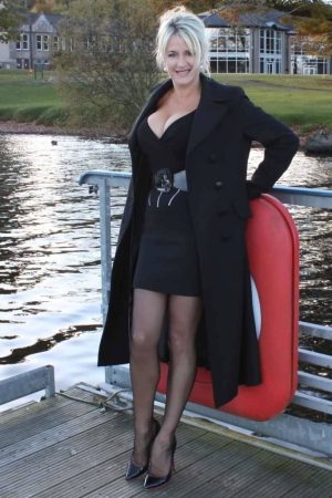 Envie de sensations fortes et de plaisir intense Caroline - rencontre-Milf-Toulon