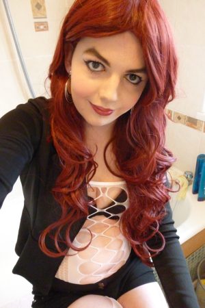 Mélancolie qui bande dur Aurélie - rencontre-Teen-Toulouse