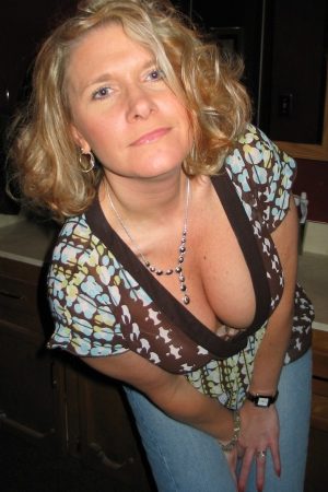Une française mature en manque de sexe Jade - rencontre-MILF-Strasbourg