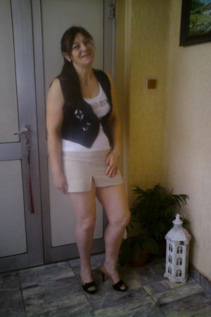 Claudine - rencontre-MILF-Toulouse