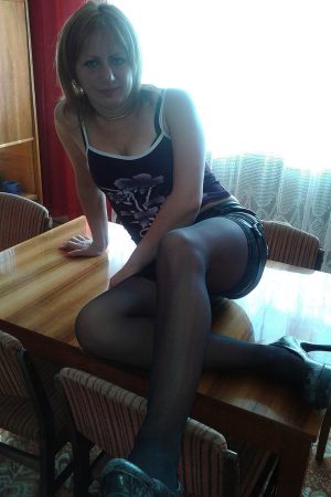 Toi et moi, ce soir ? Nina - rencontre-Milf-Cherbourg-en-Cotentin