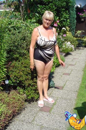 Adèle - rencontre-Naturiste-Quimper