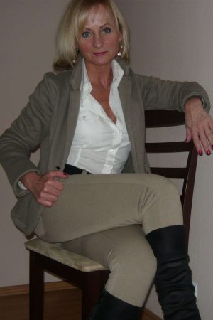 Nina - rencontre-Cougar-Nice