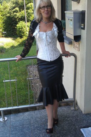 Aïcha - rencontre-MILF-Nîmes